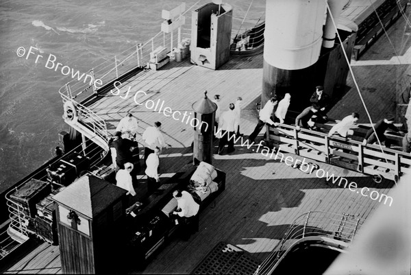 SS CALEDONIA GANGWAY AWAY